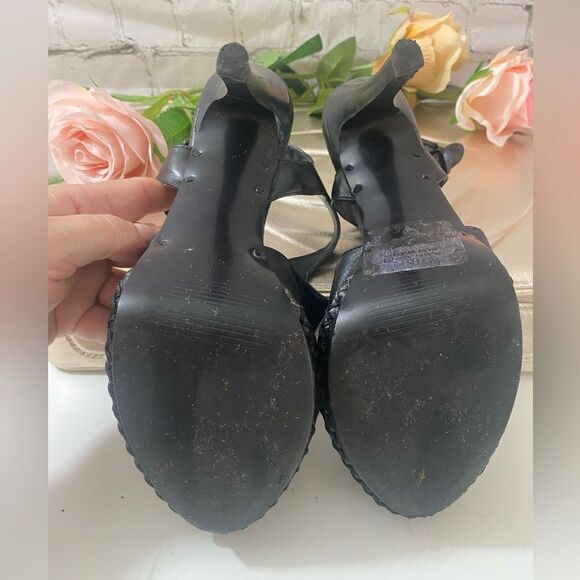 Carlos Santana Women's Black High Heel Platform Sandals - Picture 5 of 12